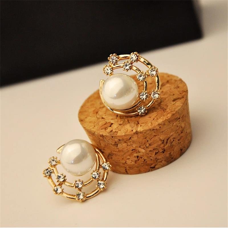 Słodkie Kolczyki Sztyfty Starry Sky Rhinestone W Kształcie Księżyca Okrągłe Urocza Biżuteria Dla Kobiet