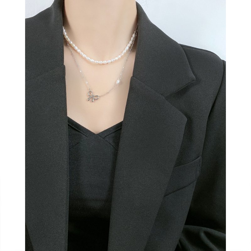 Hollow Bow Pearl Texture Naszyjnik Ze Stali Tytanowej Ins Niche Design Chain