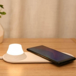 Bezprzewodowa Ładowarka Yeelight Z Lampką Nocną Led Magnetyczne Przyciąganie Szybkie Ładowanie Iphone'a