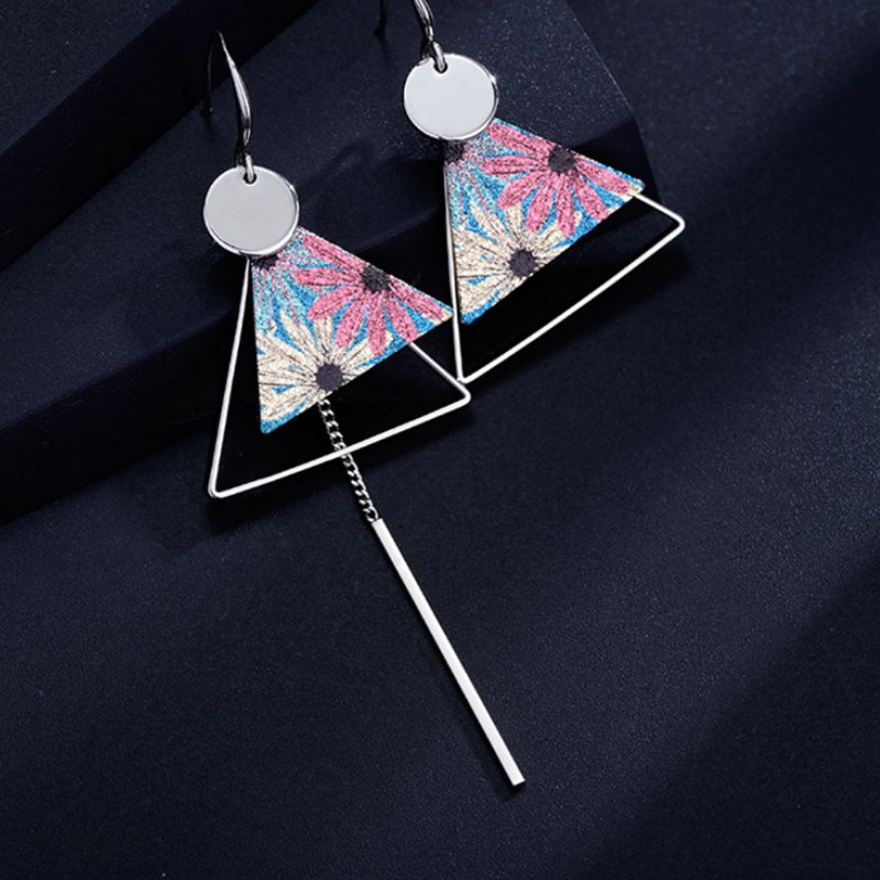 Eleganckie Kolczyki Świąteczne Dla Kobiet Asymetryczne W Stylu Powołania Z Wzorem Daisy Peacock Feather