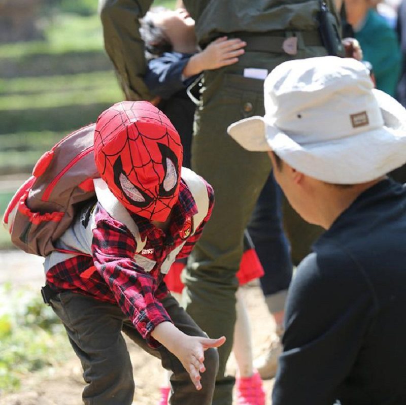 Superbohater Spiderman Po Prostu Wyposażone Akcesoria Do Występów W Maskach Filmowych